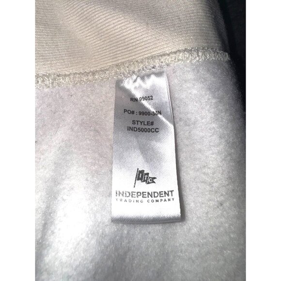 Pug Mom White Sweatshirt 2XL Independent Trading Company Cotton Blend Crewneck M - Picture 3 of 7